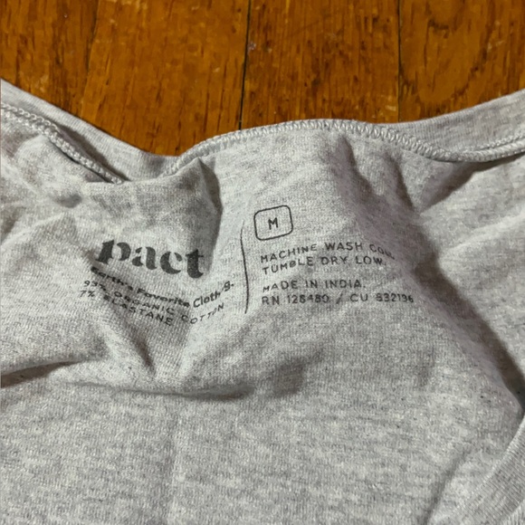 Gray Sleeveless Women's Top by pact "earths favorite clothing" Pact brand new - Picture 3 of 5